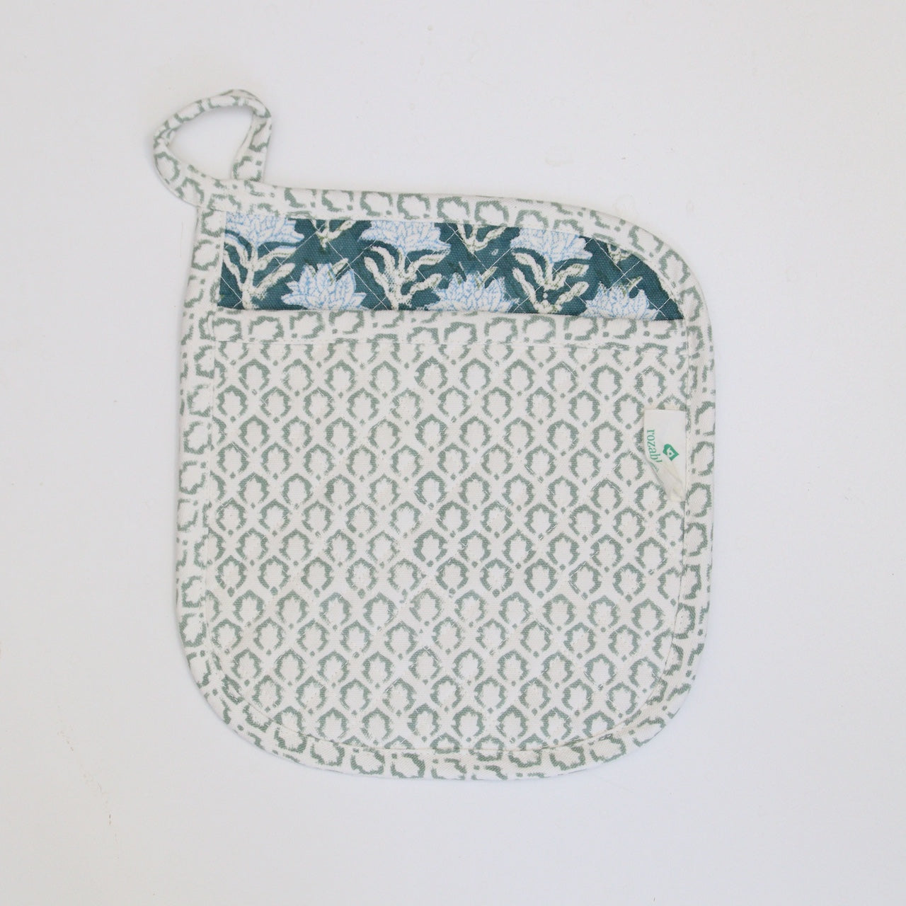 Blauwe handgemaakte blockprint pannenlap - oven glove image 0