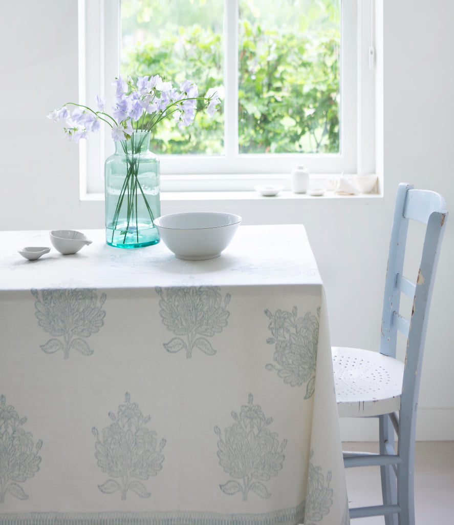 Handgemaakte tafellaken met levensboom print – Handblockprinted Tree of life tablecloth 160 x 340 image 0