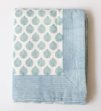Handgemaakt blockprint tafellaken met kleine print - Little lotus green 150 x 240 cm image 2