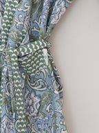 Zachte ochtendjas met blauwgroene bloemenprint – Handblockprinted kimono Chintz blue image 4