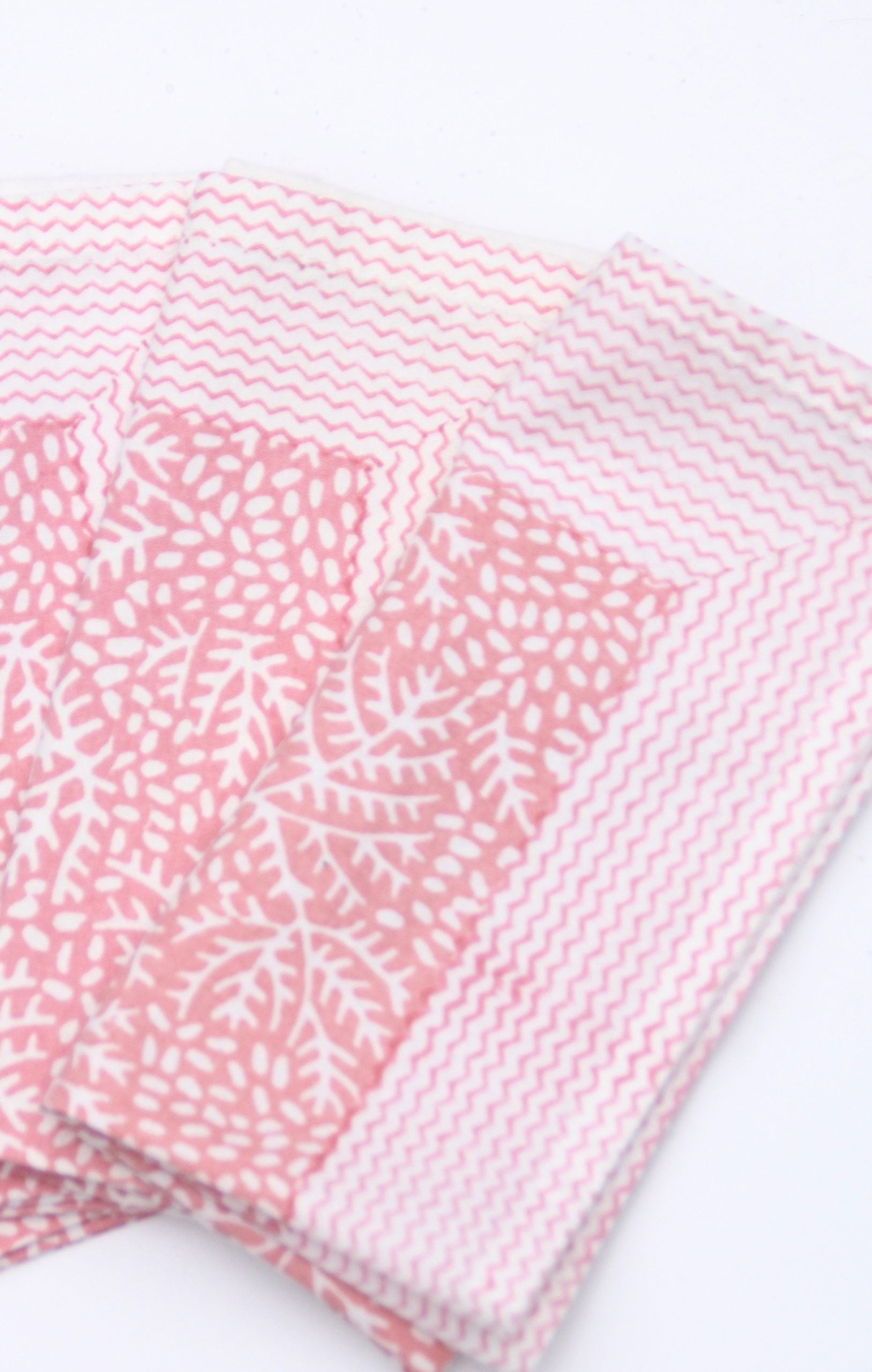 Roze handgemaakte servetten - handblockprinted pink Floral coral napkins - set of 4 image 4