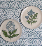 2 handgemaakte bordjes met blauwe Rozablue print image 1