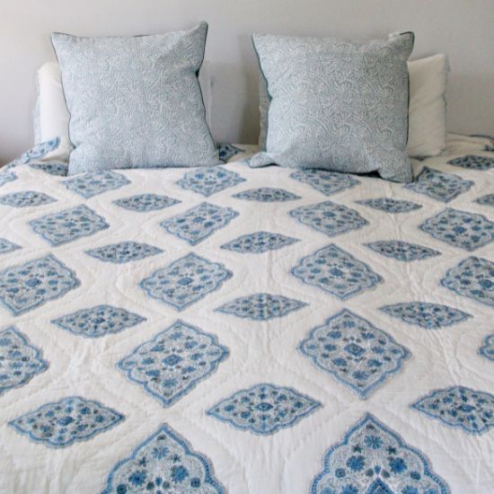 Handgemaakte blockprint bedsprei van zacht katoen in blauw - quilt Hindi blue 150 x 240 cm image 5
