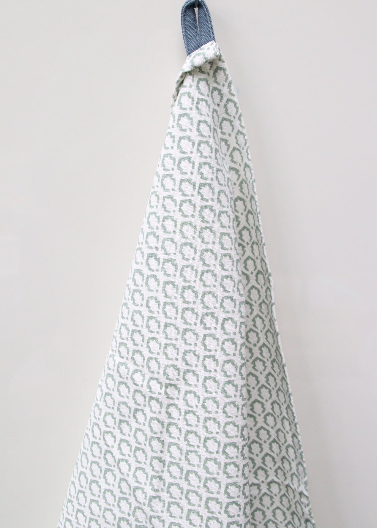 Tea towel | Little Crown Green