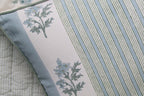 Lichtblauw handgemaakt blockprint kussen - Edelweiss blue - 40 x 70 image 3