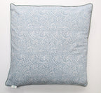 Handgemaakt blockprint kussen met blauwe bloemenprint- Floral mineral - 60 x 60