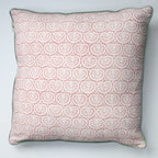 Handgemaakt blockprint kussen met roze bloemenprint- Oak roza - 50 x 50 image 1
