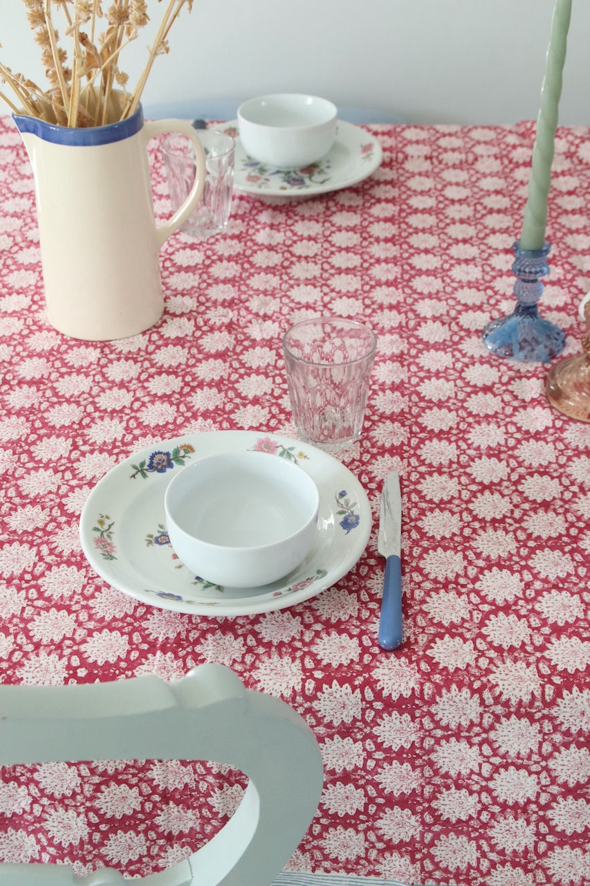 Handgemaakt tafelkleed met kersroze print – Breezy cherry handblockprinted tablecloth image 7