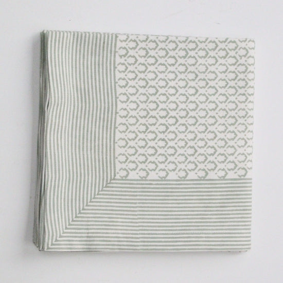 Handgemaakt blockprint tafellaken met zacht groene print - Little crown green 150 x 240 cm image 1