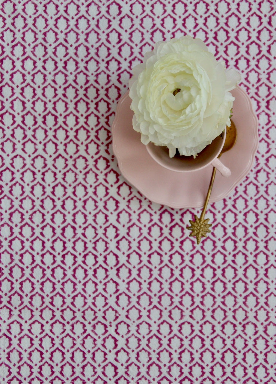 Handgemaakt blockprint knal roze tafellaken - Little crown pink 160 x 270 cm image 0