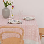 Handgemaakt blockprint tafellaken met zacht roze print - Seashell roza 150 x 240 cm image 4
