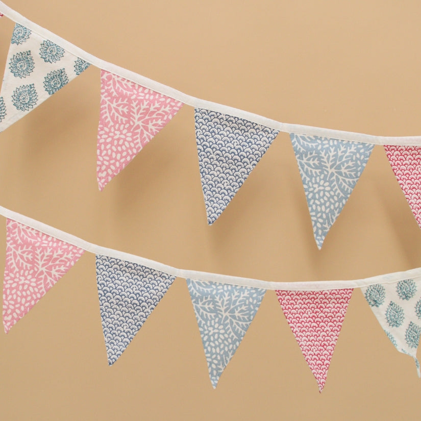 Blockprint feestslinger - party flags triangle 300 cm image 1