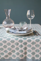 Handgemaakt blockprint tafellaken met kleine print - Little lotus green 150 x 240 cm image 3