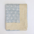 Handgemaakt blockprint tafelkleed met blauwe print  -  Seashell blue image 1