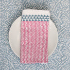 Handgemaakte donkerroze servetten - Handblockprinted Chi-chi roza napkins - 4 per set image 0