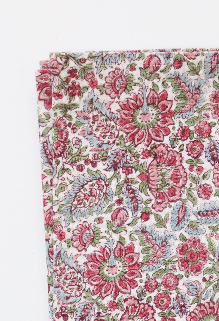 detail wildflower pink