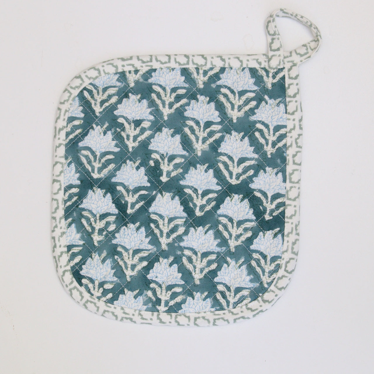 Blauwe handgemaakte blockprint pannenlap - oven glove image 1