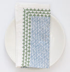 Blauwe handgemaakte servetten - handblockprinted Chi-chi blue napkins - set of 4 image 1