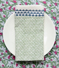 Handgemaakte groene servetten - handblockprinted Chi-chi green napkins - 4 per set image 3