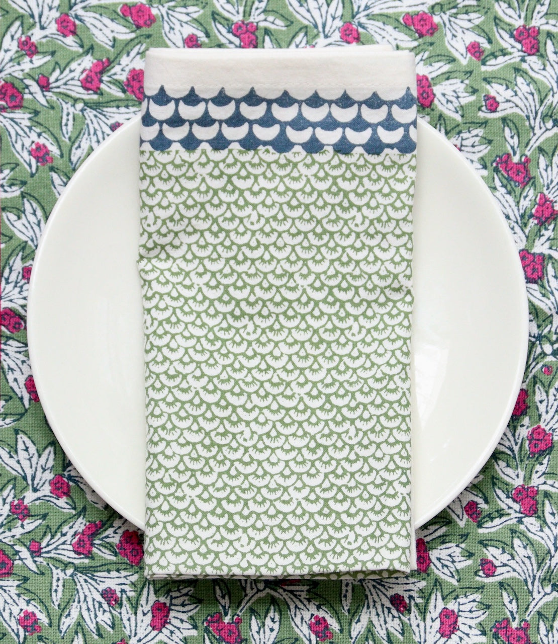 Handgemaakte groene servetten - handblockprinted Chi-chi green napkins - 4 per set image 3