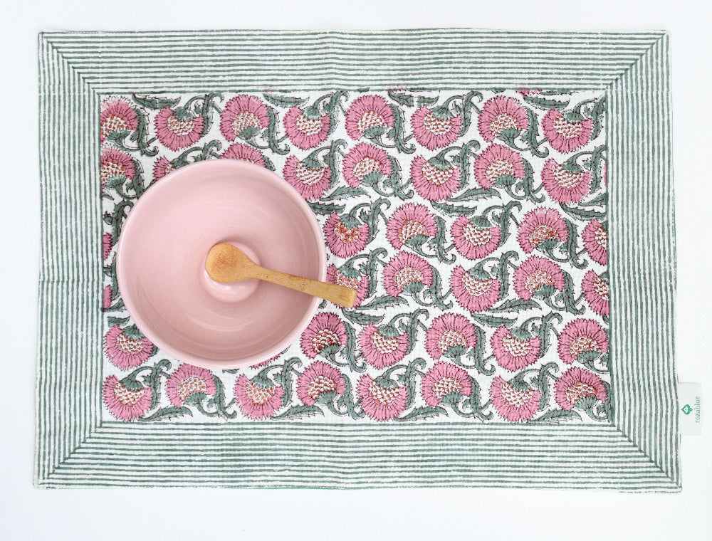 placemat thistle carmine 
