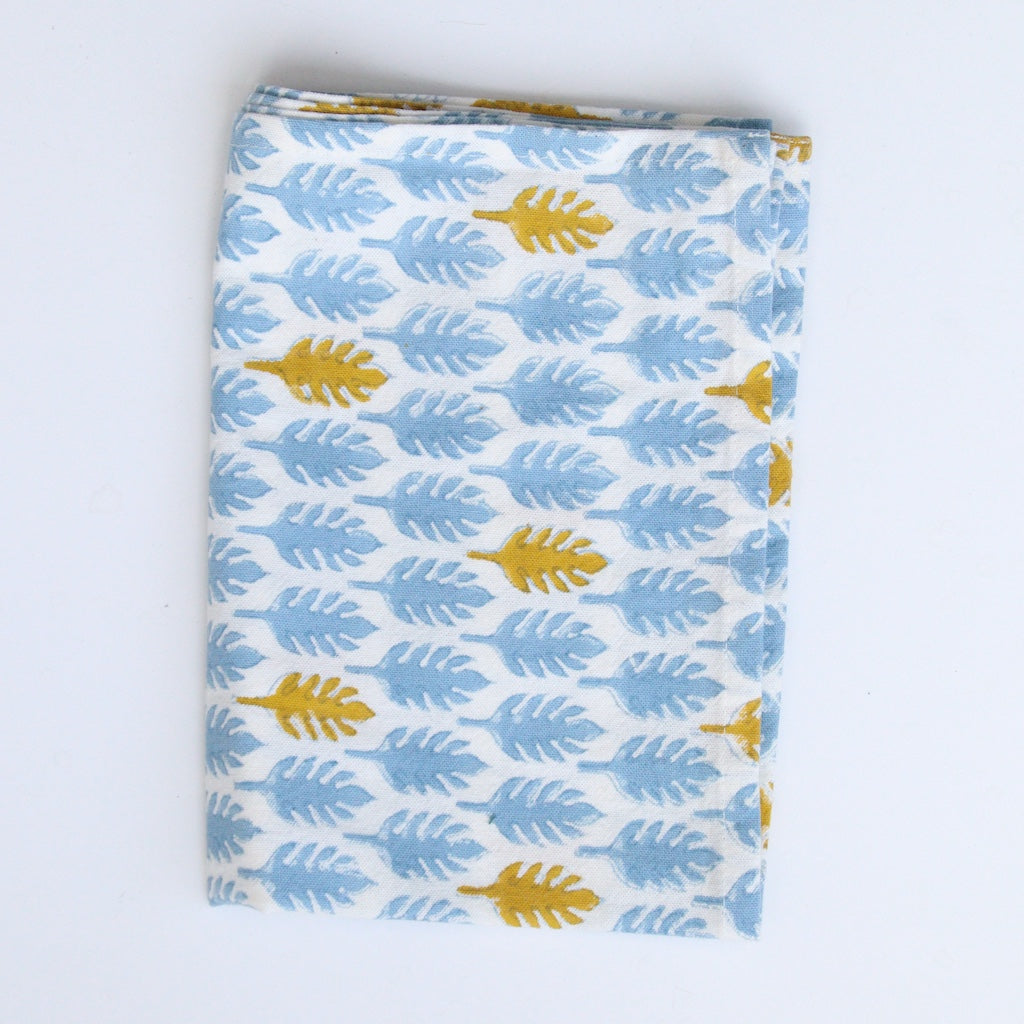 theedoek curry leaves yellow